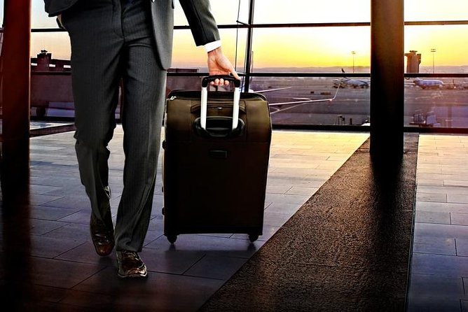 London Heathrow Airport Transfer - Gratuities and Lowest Price Guarantee