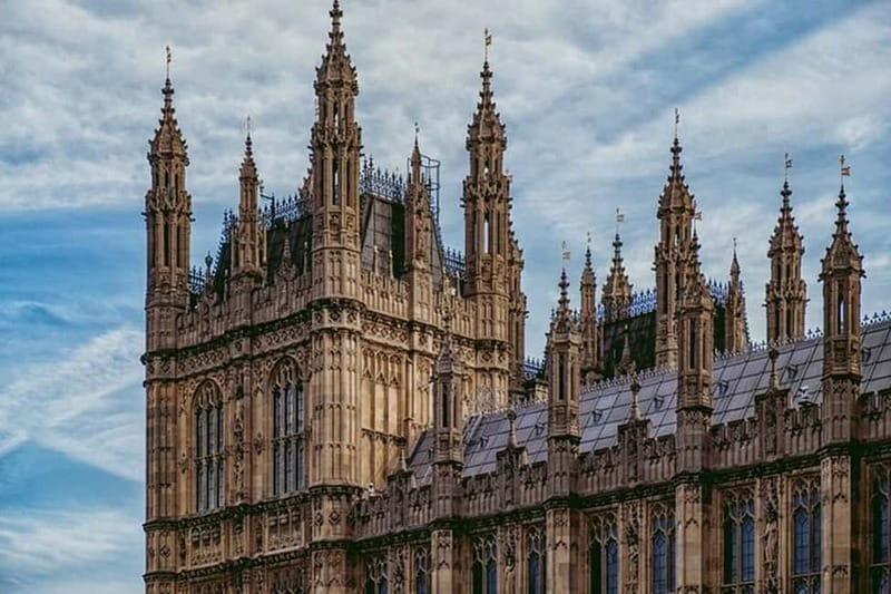 London: Highlights Tour & Buckingham Palace Kings Gallery - The Itinerary and What Makes It Special