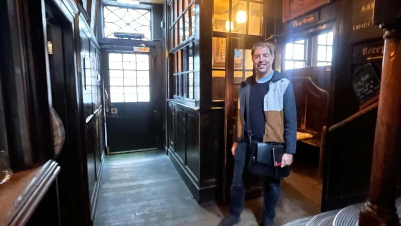 London: Historic Pub Walking Tour for Small Groups - Who This Tour Is Best For