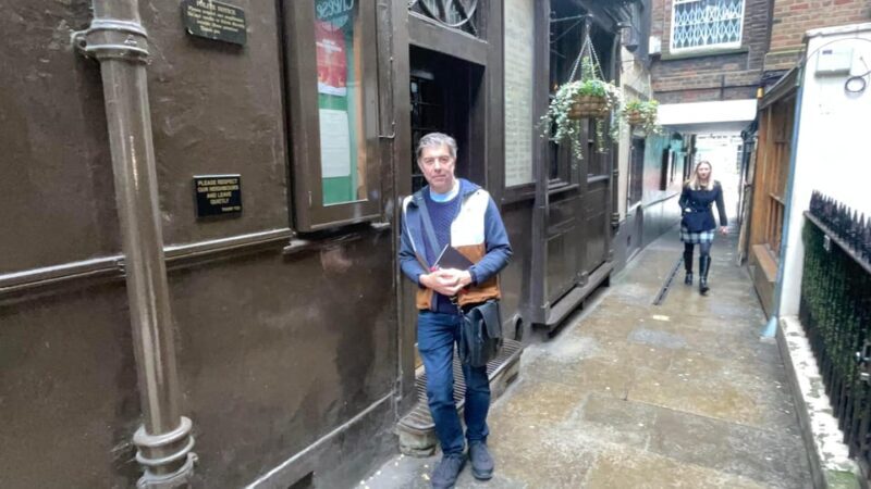 London: Historic Pub Walking Tour for Small Groups - Why You’ll Love This Experience