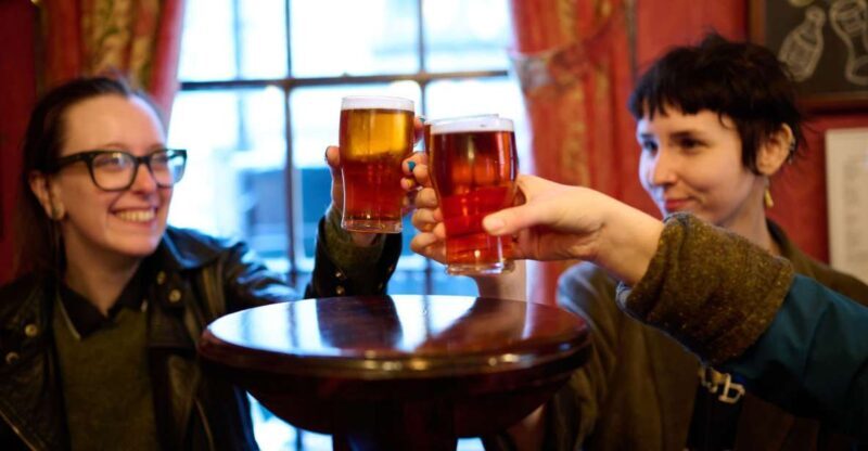 London: Historic Pubs, British Ales & Classic Dishes - A Guide Through the Itinerary: What You Can Expect