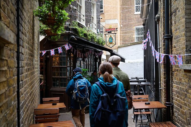 London Historical Pub Tour: Traditional British Food & Ales - Dietary Restrictions and Accessibility