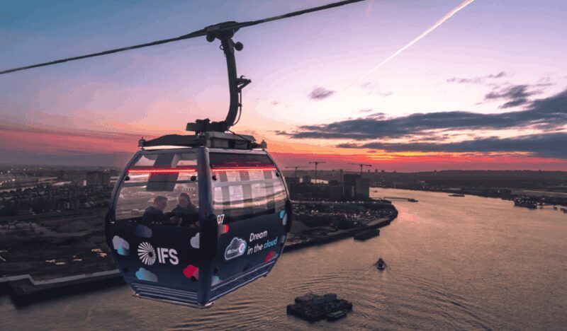London: IFS Cloud Cable Car Champagne Experience - An Unforgettable View Over London