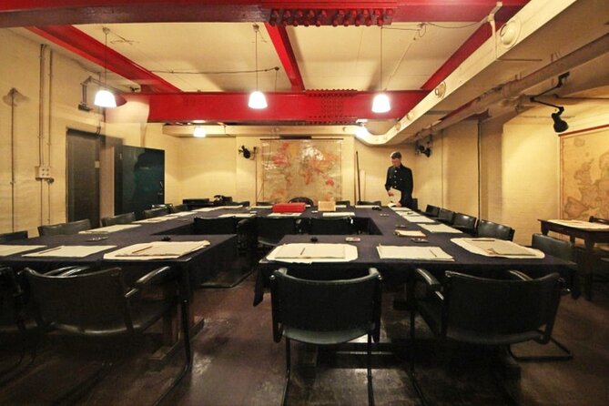 London in WW2 Walking Tour With Churchill War Rooms Visit - Churchills War Rooms Exploration
