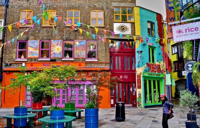 London: Instagram Photos Black Cab Tour With Hotel Pick up - Overview and Pricing