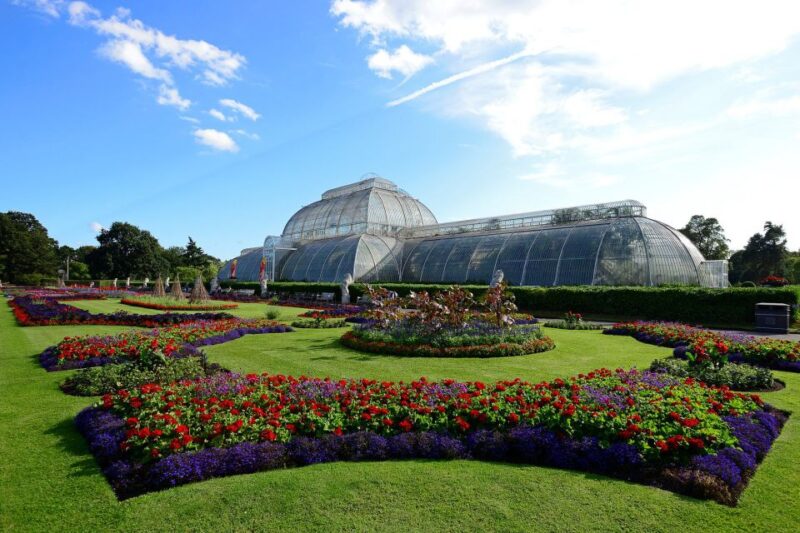 London: Kew Gardens Admission Ticket - Accessibility and Hours of Operation