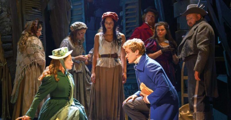 London: Les Misérables and 3-Course Meal & Sparkling Wine - FAQ