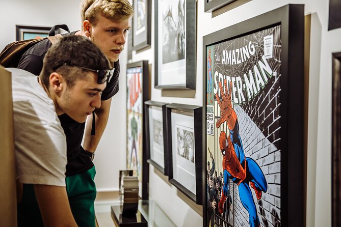 London Literary Tour With a Local Expert: Private & Personalized - Personalized Experience