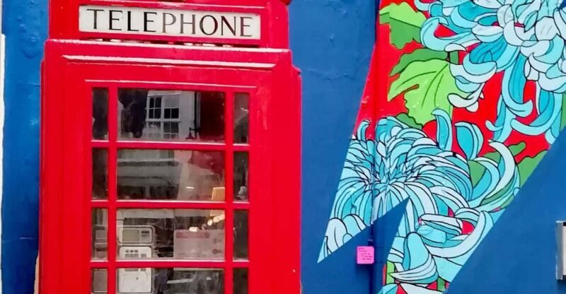 London: 'London Rocks!' Private Music Walking Tour in Soho - FAQ