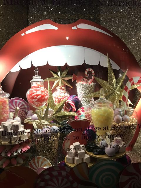 London: Magical Christmas Lights Walking Tour! - Frequently Asked Questions