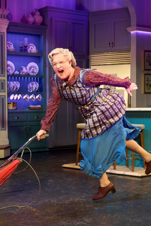 London: Mrs. Doubtfire The Musical and Pre-Show Meal - Customer Reviews and Feedback
