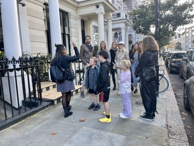 London: Notting Hill Film Locations and Stars Walking Tour - How to Book Your Tour