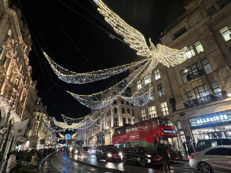 London: Private Festive lights walking tour with a local - The Charm of a Private Tour During Christmas