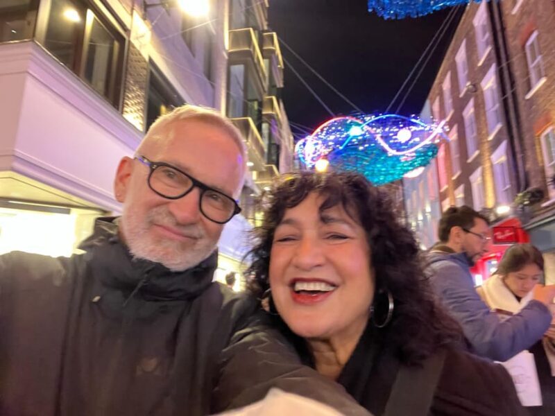 London: Private Festive lights walking tour with a local - A Tour of Londons Most Festive Highlights
