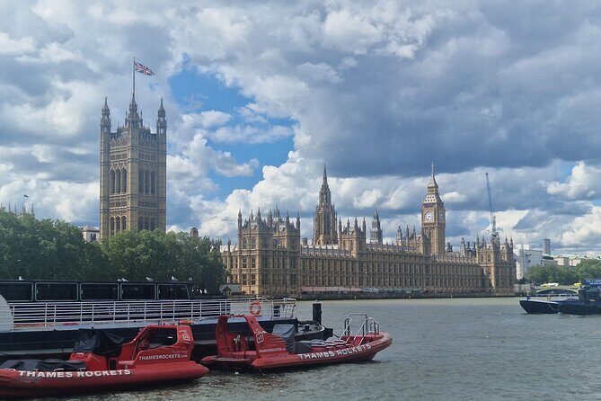 London Private Guided Taxi Tour - Starting Point: Buckingham Palace