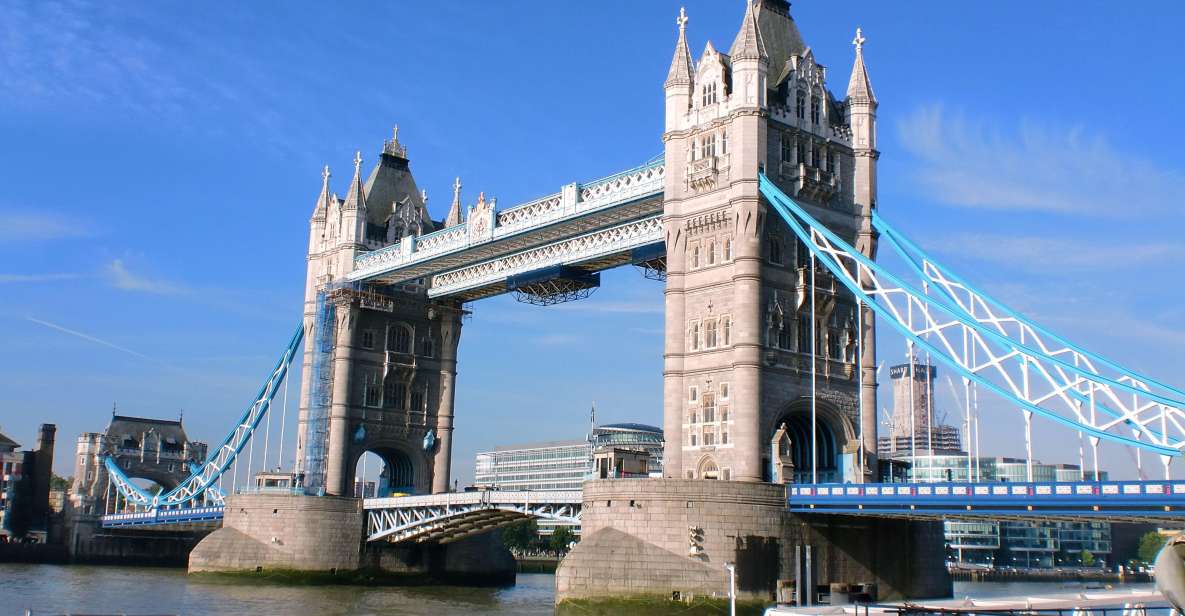 London Private Guided Walking Tour - Guided Tour Features