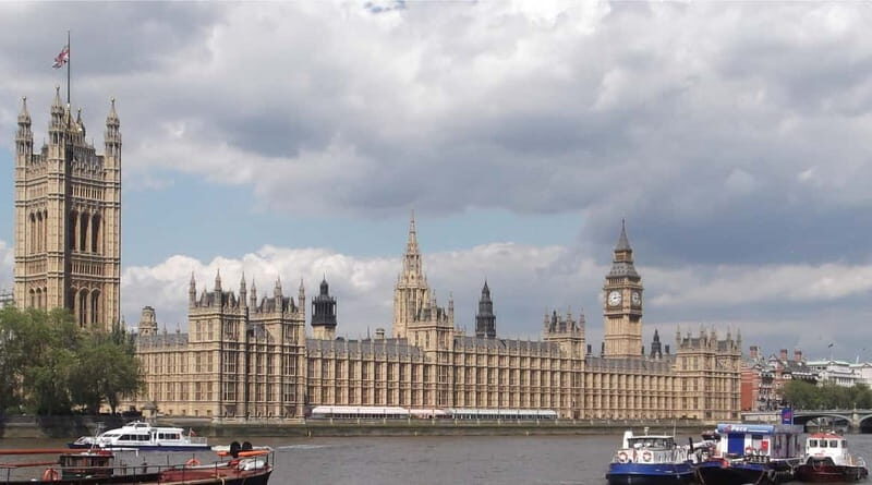 London: Private Highlights Taxi Tour - Hotel Pickup - An Easy, Stress-Free Start with Hotel Pickup