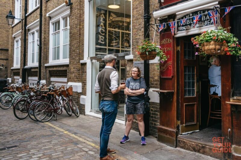 London: Private Secret Pub Walking Tour + beer all inclusive - The Value and the Experience