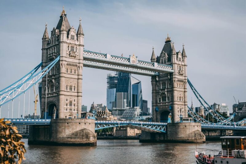 London: Private Self Guided Tour with a Chauffeur - Comfort, Safety, and Practical Details
