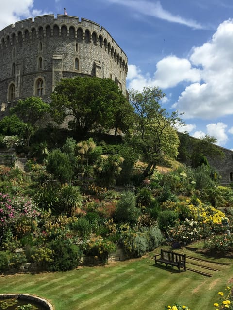 London: Private Tour to Windsor Castle, Stonehenge & Bath - The Magic of Stonehenge: A Prehistoric Wonder
