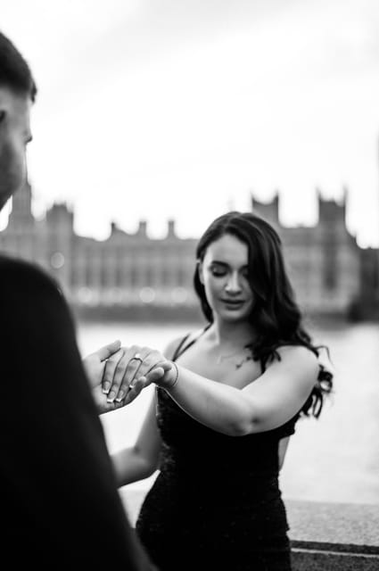 London: Professional Photoshoot to create special moments - The Sum Up