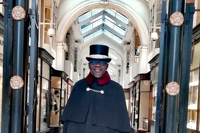 London Rocks! Private Music Walking Tour in Soho 2hrs - Who Will Appreciate This Tour?