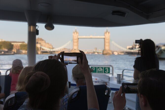 London Roundtrip Thames Cruise Uber Boat by Thames Clippers - Navigating the Day: What to Expect