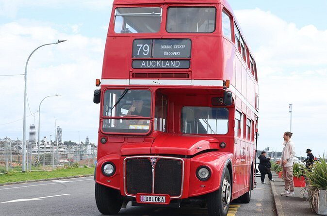 London Routemaster Double Decker Auckland Discovery - FAQ