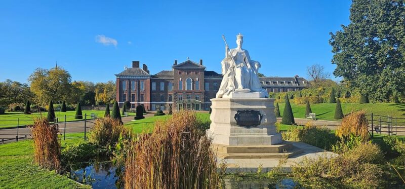 London: Royal Kensington Walking Tour - Historical Highlights