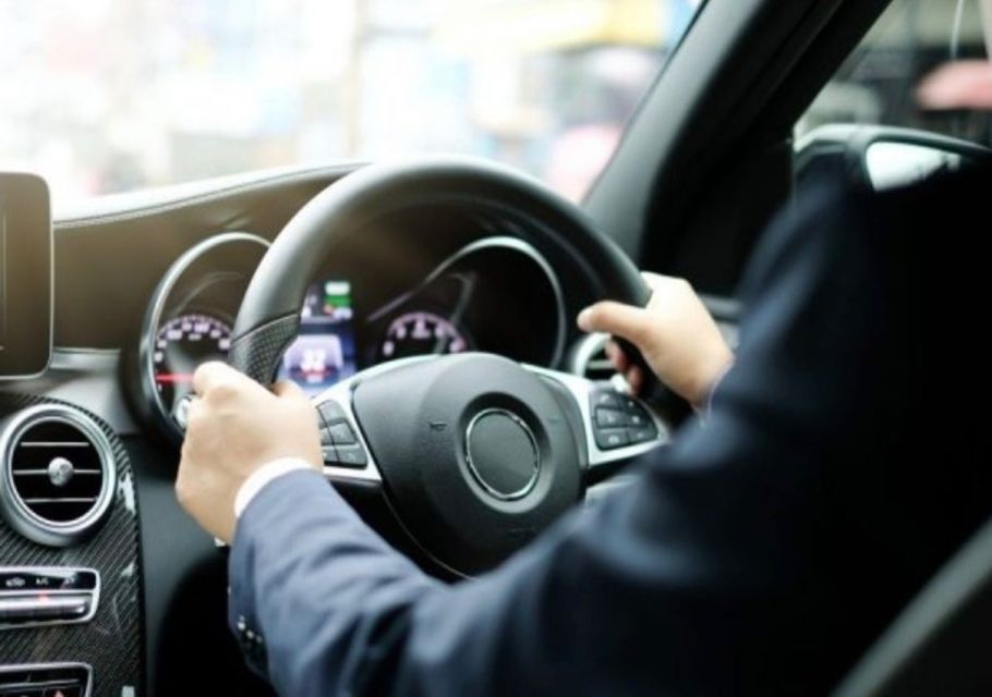 London: Self Guided Tour With a Chauffeur for the Day - Service Features