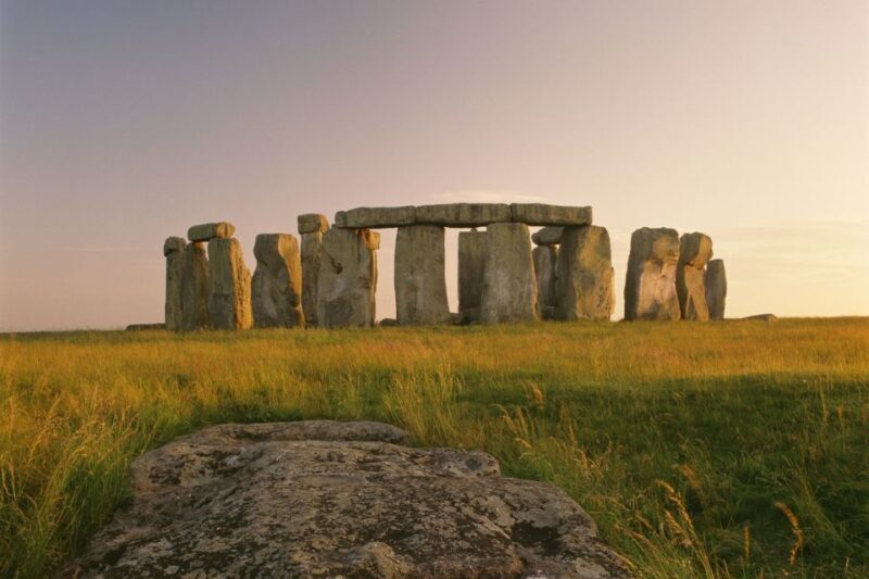 London: Stonehenge, Bath, Lacock, & Avebury Small Group Tour - Exploring Wiltshire’s Sights: What You Can Expect