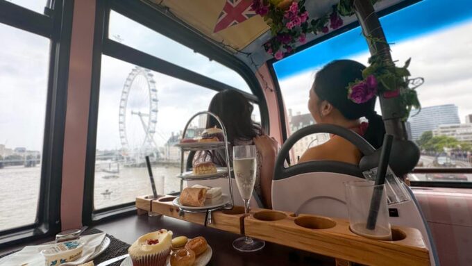 London: Taylor Swift-Inspired Afternoon Tea Bus Tour - Sum Up