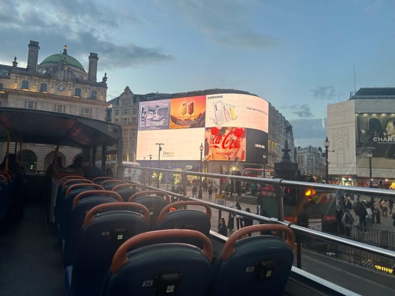 London: Taylor Swift Singalong Bus Tour - What Is the London Taylor Swift Singalong Bus Tour?