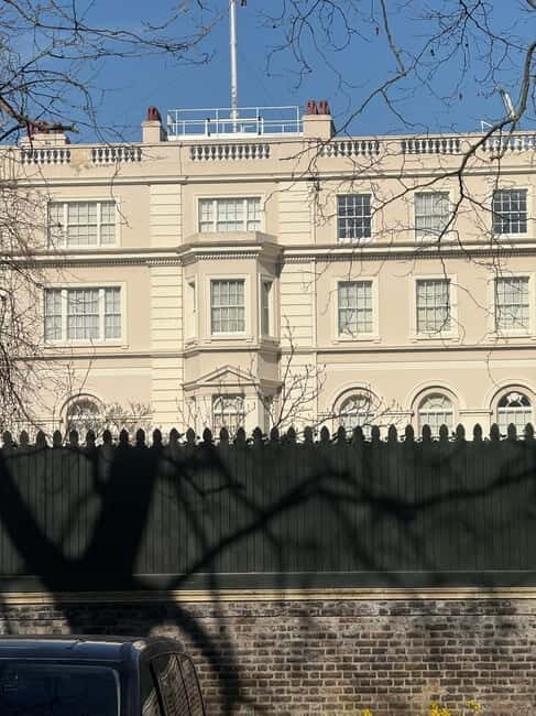 London: The Crown Royal Palaces and Royal Parks Walking Tour - Practical Details & Tips