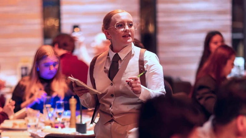 London: The Perfect Bite A Knives Out Mystery Dinner - Who Should Consider Booking