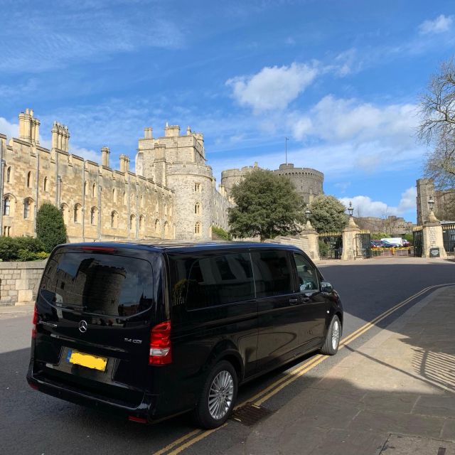 London to Windsor Round-Trip Private Transportation Service - Pickup and Drop-off