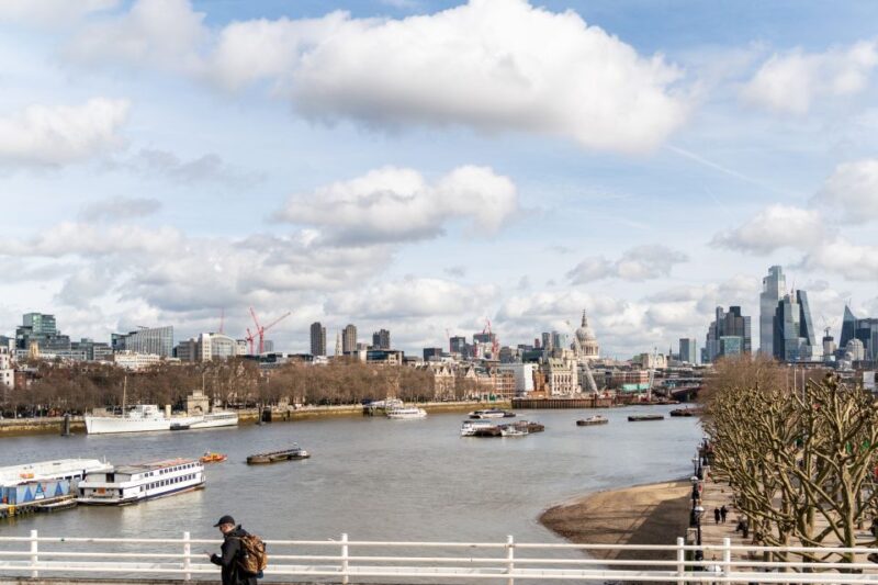 London: Tootbus London Discovery Hop-on Hop-off Bus Tour - Key Landmarks on the Route