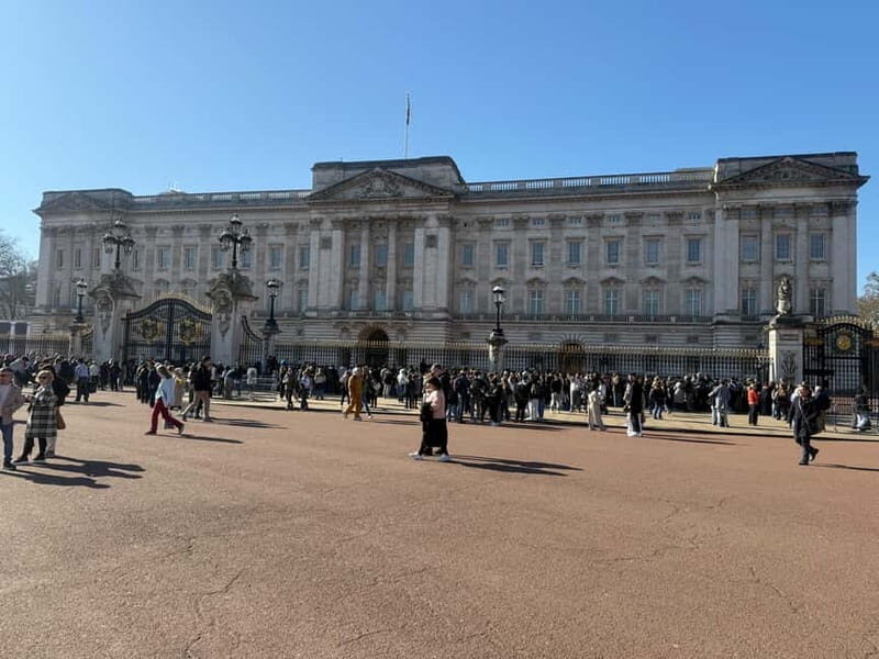 London: Top 10 Express Guided Walking Tour - Exploring Londons Highlights in 90 Minutes