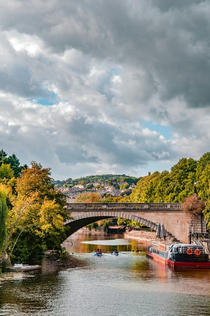 London: Tour of Bath - Sedan - Inclusions, Exclusions, and Amenities