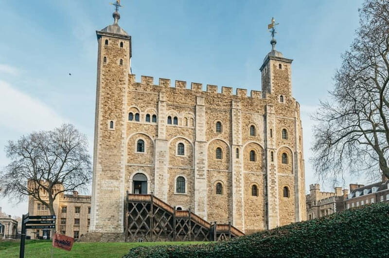 London: Tower of London Entry & Beefeater Private Audience - A Closer Look at the Experience