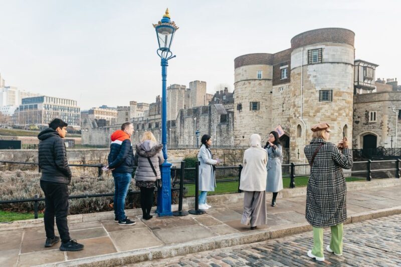 London: Tower of London Entry & Beefeater Private Audience - The Sum Up