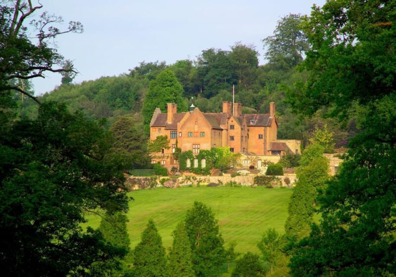 London: Winston Churchill Family Home with Transportation - Introduction: An Authentic Peek into Winston Churchill’s Life  