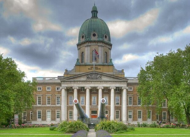 London: WWII Churchill Blitz Walk & Imperial War Museum - Key Points