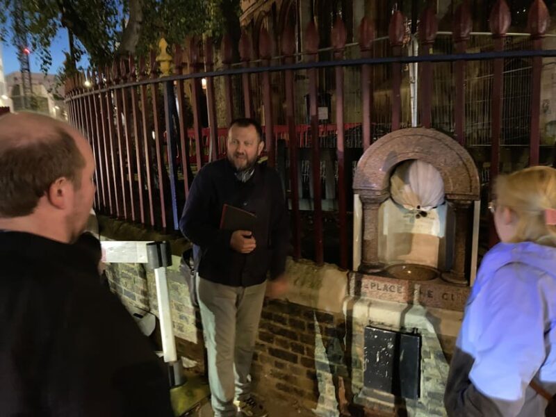 London's Ghosts & Gruesome Past Nighttime Walking Tour - A Detailed Look at the Itinerary