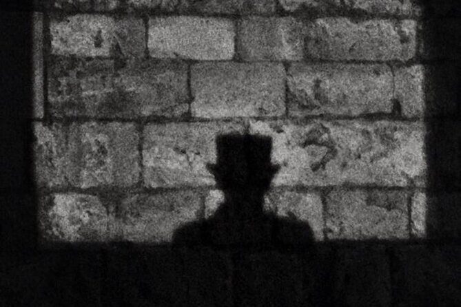 London's Ghosts & Gruesome Past Nighttime Walking Tour - Final Thoughts: Who Will Love This Tour?