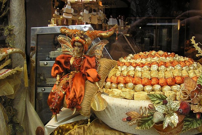 London'S Sweet Treats and Desserts Tour With a Local Tailored to Your Tastes - Meeting Point and Accessibility