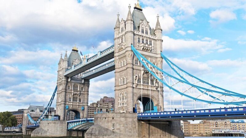 Londra Audioguide - TravelMate app for your smartphone - A Deep Dive into the Experience