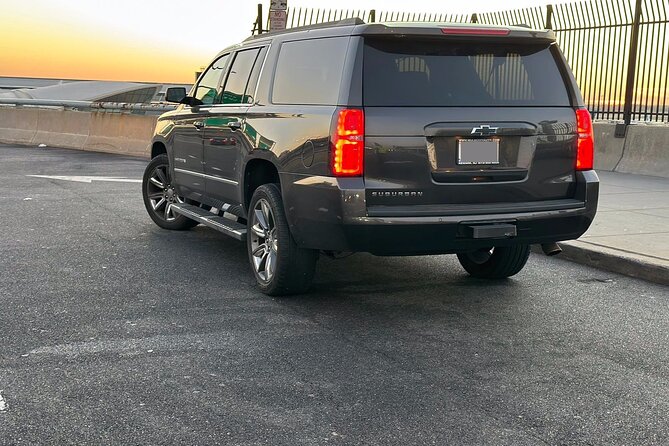 Long Beach Airport (LGB) to Carnival Cruise Terminal - Arrival Private Transfer - Pickup Details