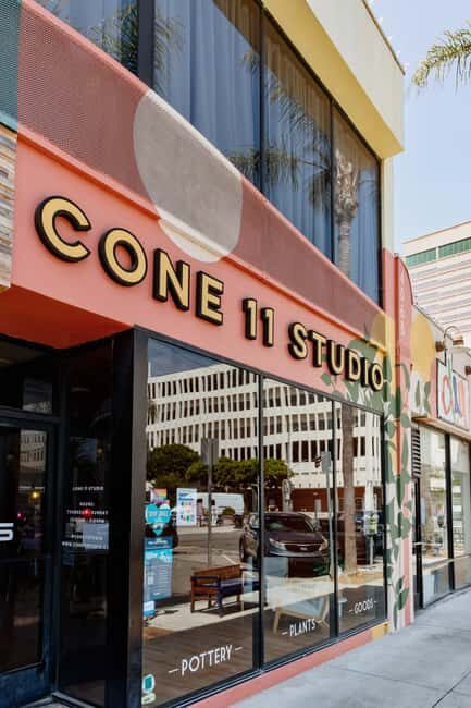 Long Beach: Clay on First - Wheel Throwing Pottery Class - An In-Depth Look at the Pottery Experience