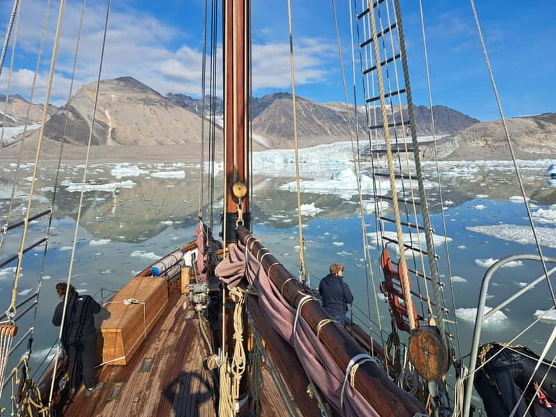 Longyearbyen: 10-Day Spitsbergen Cruise on Havella Boat - Key Points